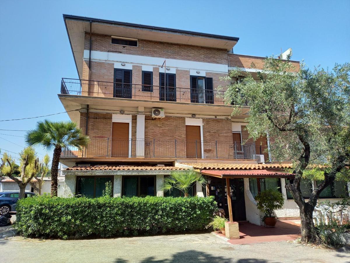 Villa Rosa Di Martinsicuro B&B La Vela מראה חיצוני תמונה