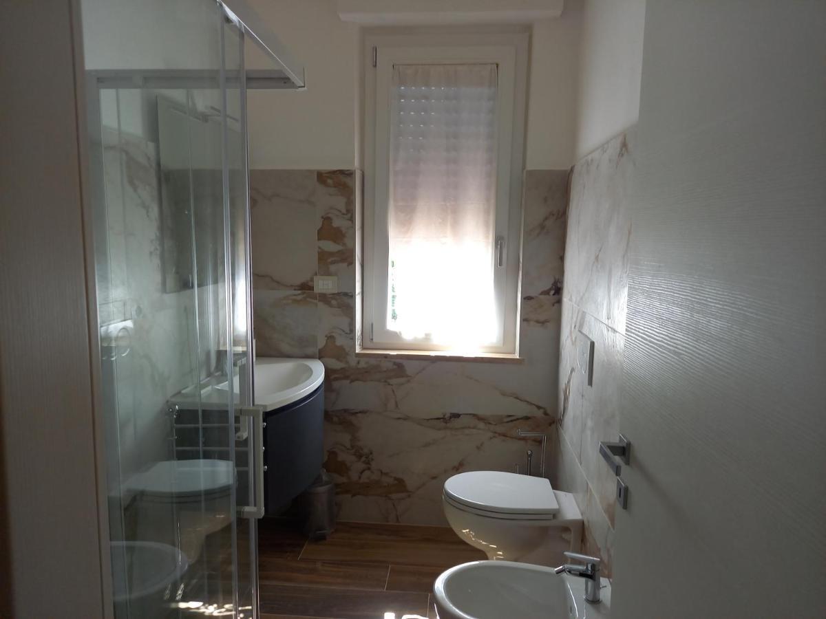 Villa Rosa Di Martinsicuro B&B La Vela מראה חיצוני תמונה